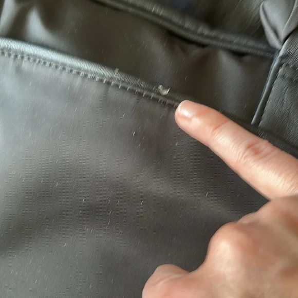 Black Lululemon tote bag with oilers embroidered logo - Picture 8 of 11